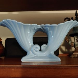 Abingdon Double cornucopia vase blue